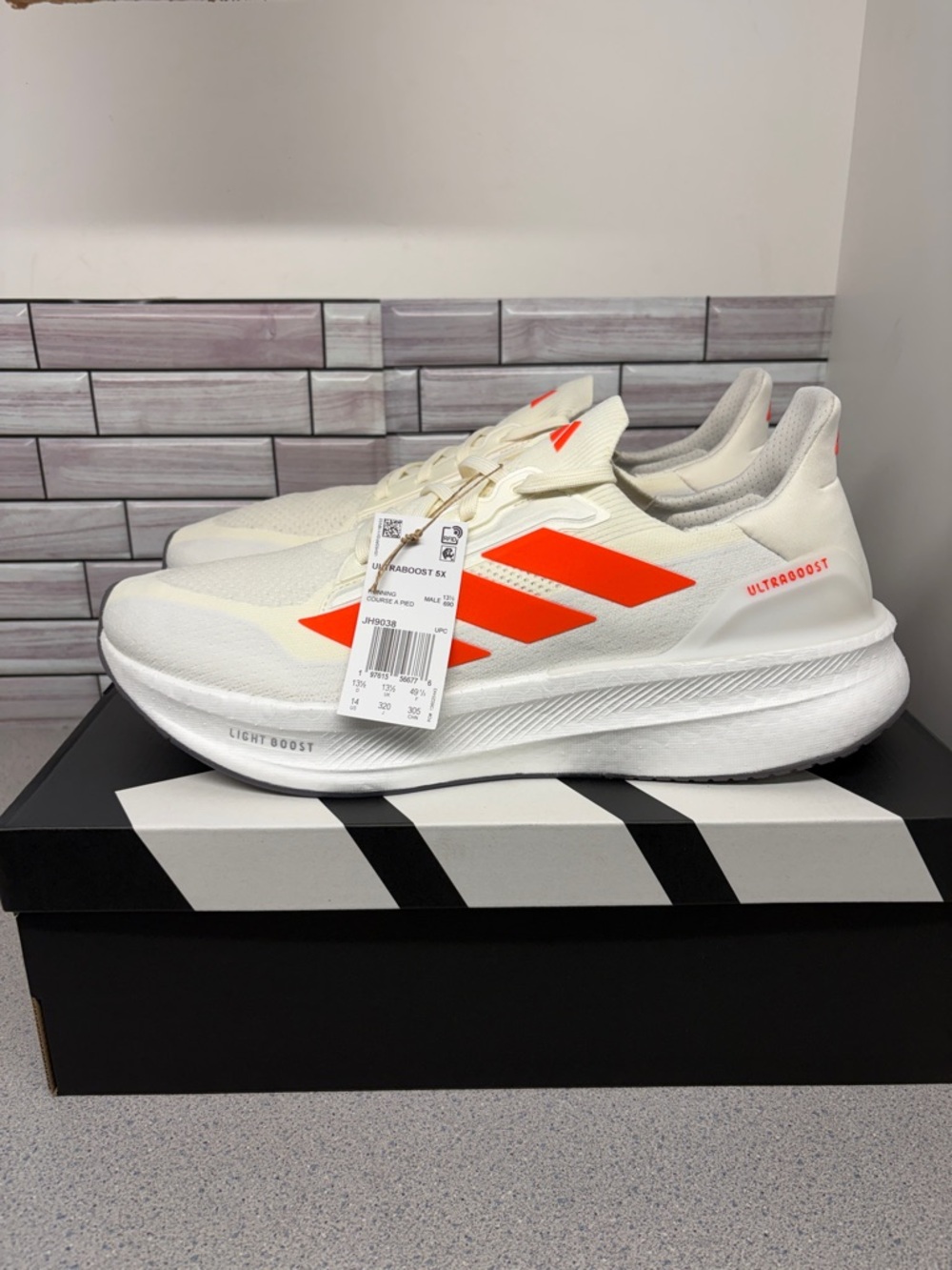 New Adidas Ultraboost 5X Mens size 14 OffWhite/Imporange/Crywhite MSRP $160.00